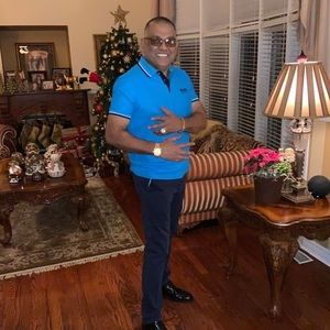 Meet your Posher, Shiv